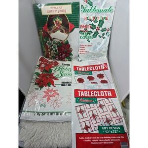 Vintage Christmas‎ Tablecloth Lot of 5 Poinsettias Holly Paper, Plastic & Fabric